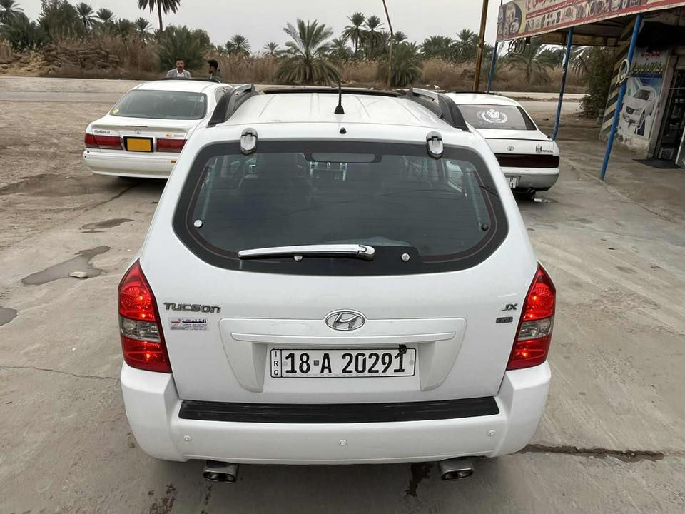 للبيع توسان ٢٠٠٩ خليجي كفاله عام جديدة جدا 
كفاله كير محرك تدفئة تبريد كفاله من صبغ وفتح وتبديل فول مواصفات فول الفول 
فتحة شاشة رقم بابل دولي مانقصها برغي جاهزة 
مكاني الحلة
***********
