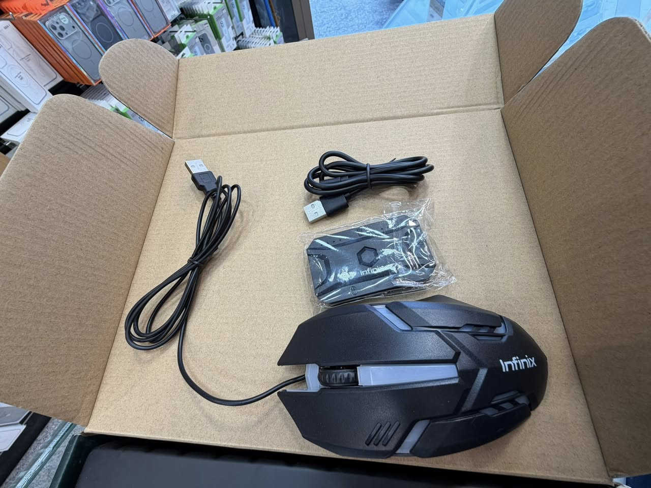 مجموعة كيمنك من شركة انفنكس ماوس احترافي +كيبورداحترافي+ وصلة نضام ترهم لجماعة البوبجي 
السعر 25 الف مع التوصيل


**إذا كنت صاحب هذا الإعلان وتريد حذفه لأي سبب، رجاءا أرسل رسالة إلى الدعم الفني**