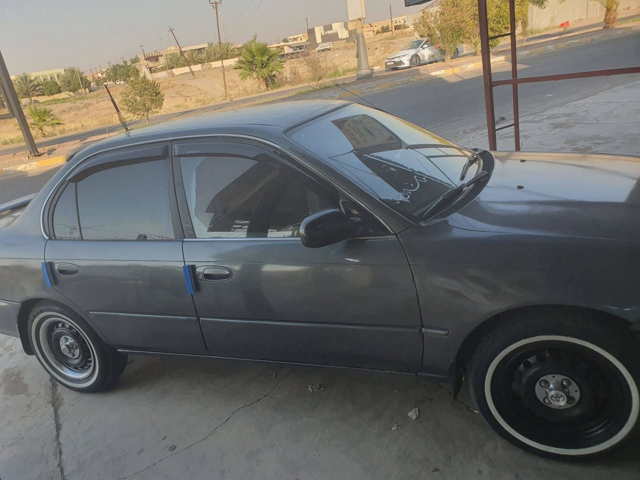 السلام عليكم
كورلا موديل 1996 بلادية
كير محرك شرط 
كهربائيات كلها شغاله منظومه زنون
تدفى + تبريد 
مصبوغه عام جمالية (بدون ظربه)
رقمها دهوك مميز شرط التحويل 
سنوية 2030
شاشه +كاميرا
السياره ماتصرف عليها الف دينار 
ترايك للسعودية شرط تعتمر وترجع 
مكان سياره تكريت / العلم
السعر 66 وبيها مجال قليل 
للاستفسار اتصل 📞***********
