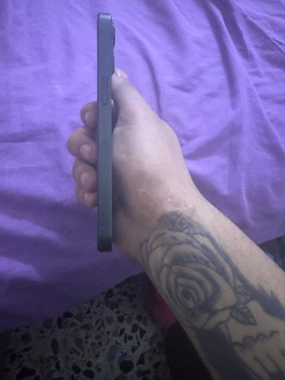 سلام عليكم ايفون 13 ذاكره128بطاريه 96مبدل شاشه اصليه وبطاريه اصليه فيس ايدي شغال وكلشي شغال الجهاز مكفول كفاله عامه مكاني بغداد العبيدي ماعندي توصيل يرهم مراوس شعندك نزل وسعره 290 رقمي
***********
