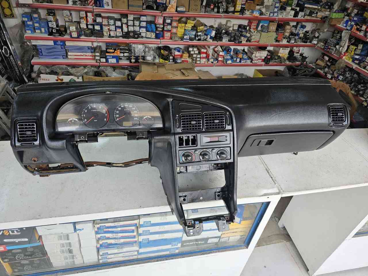 اقطع غيار بيجو رواا وبيجو 405  ---- ملاحضه - الاسعار داخل الصوره ( يوجد توصيل لكافه المحافظات )


**إذا كنت صاحب هذا الإعلان وتريد حذفه لأي سبب، رجاءا أرسل رسالة إلى الدعم الفني**