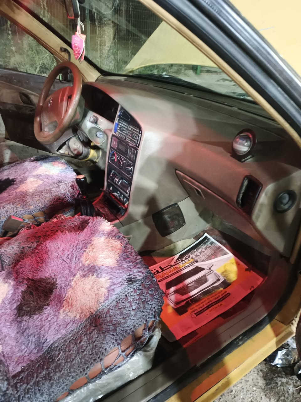 سلام عليكم بيجو للبيع موديل 20015 سيارة حلو وخير من الله تبريد تدفهه شغالت حداد خير من الله  سعر ٣٦وبيهه  بسمي مصفر هيه وغرامات  تحويل ثاني يوم  عنوان بغداد حبيبية ***********
