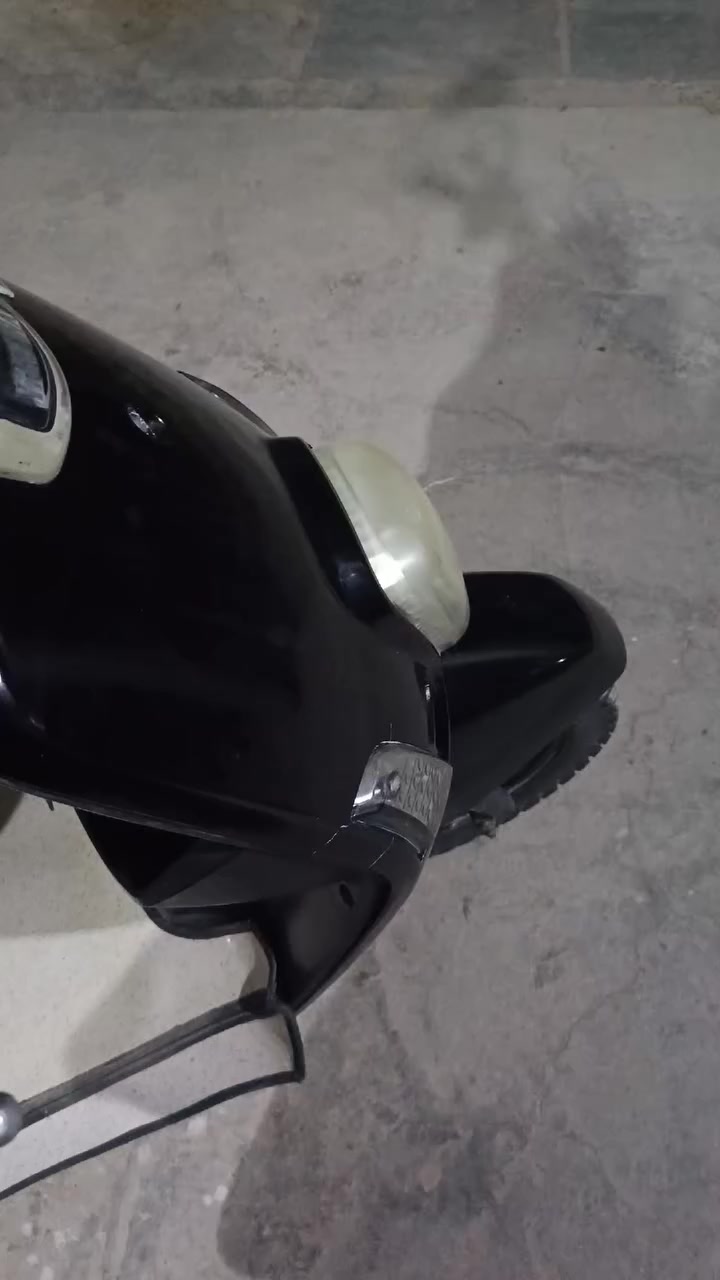 بوليس موديل 2009 بلاديه اي نقص مابيه 
شلعه ومعدل تخبل تعال افحص وشوف بعينك سعرهه ب 550 مكاني مسيب وخاص مفتوح ***********
