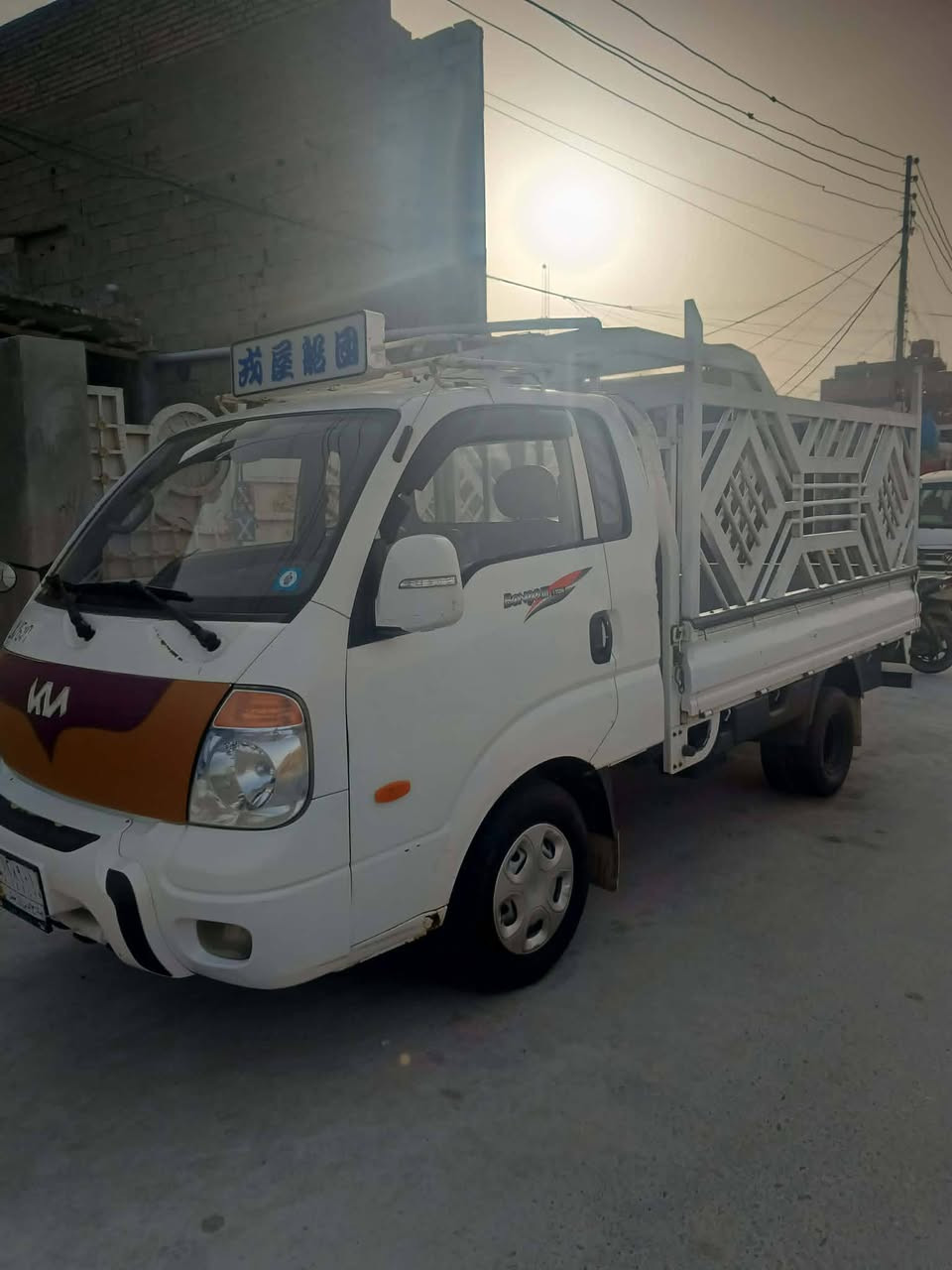 السلام عليكم كيه موديل 10 رقم صلاح الدين بسمي تحويل مباشر سياره كلهه بلاديه لا تعمير ولاضربه ولاصبغ كله عله وضع الشركه العنوان بغداد تقاطع سبع قصور بلضبط وسعرهه 100 ورقه واتساب ***********
