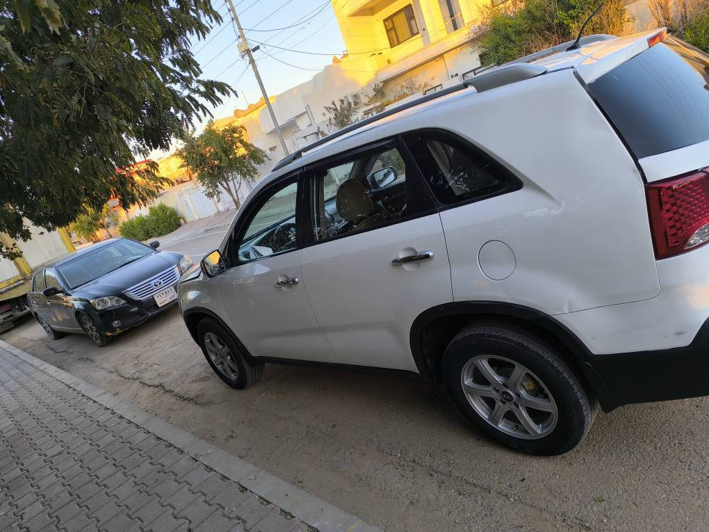 سورينتو موديل 2012 خليجي مةكينة دوش مةرغوب120هةزاري هةقيفي رؤشتوة سعر 113كةلا *********** رةقةمو سةنةوي تازةية تا 2028 بينج بارجةي بؤياخة ناوي نةكرتوة يةك جةمةلوغي دواوةي كةمي ناوي كرتوة بةشةرتي تحويل غةرامة مةكينة كير لةكةلارم دكوك, كركوك
