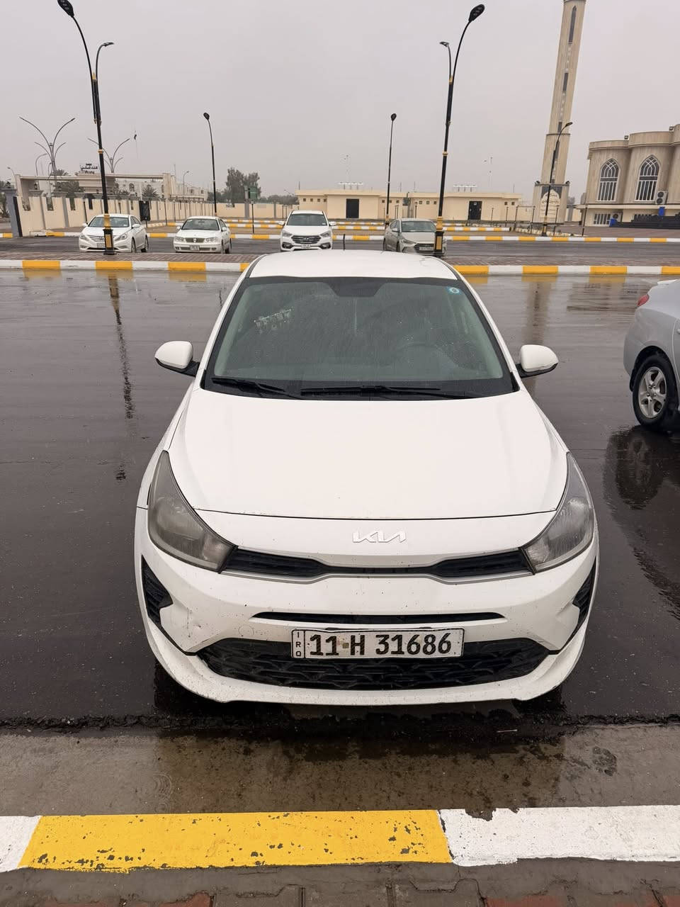 كيا ريو 2022 وارد امريكي
رقم بغداد حره
السيارة مكفولة من الصبغ والتبديل بيها بس مكانات بارد 
ماشية 59  بأسمنة 
السياره جاهزه ومابيها نقص 
مكانها عامرية الفلوجة +بغداد
السعر 120 وبيها مجال قليل
هاتف ***********
