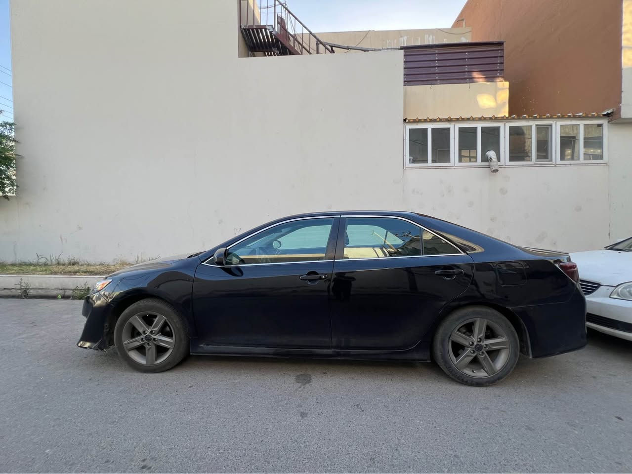 کامری ٢٠١٢ ئەمریکی 
سقف سلاید 
کامیرا خلفي 
کوشن جلد 

دوو قتعە تعدیل 
بوند بەخ 

ناڤو نیشان: زاخو، بێدار 

0751-731-7334 زاخو, دهوك


**إذا كنت صاحب هذا الإعلان وتريد حذفه لأي سبب، رجاءا أرسل رسالة إلى الدعم الفني**