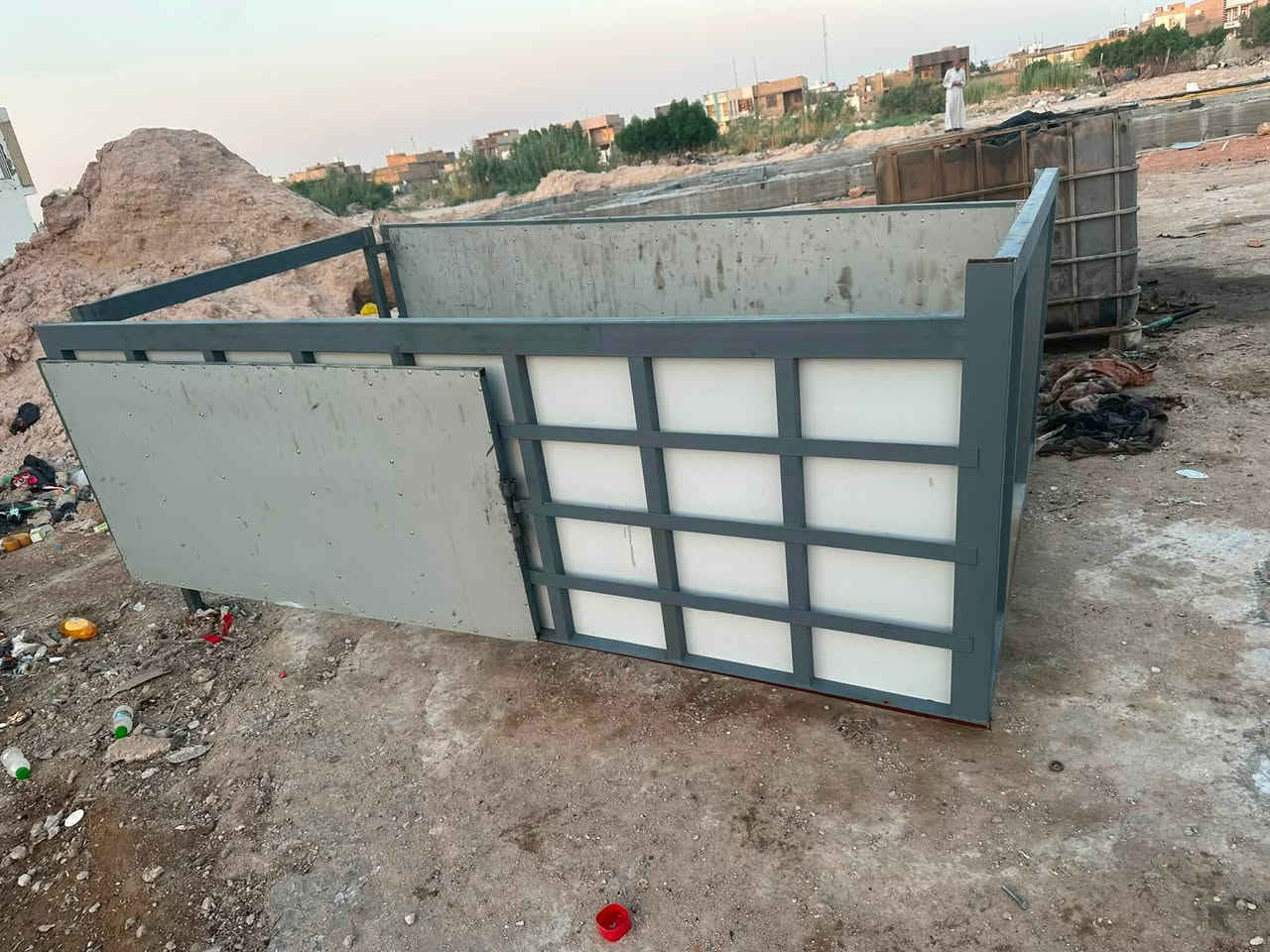 سلام عليكم محجر البيع تفصال سعر 350 رقمي ***********
