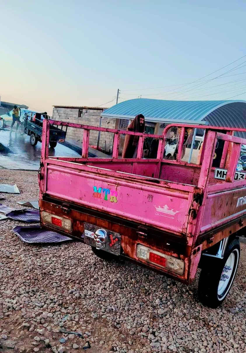 ستوتة للبيع مديل 2018 وردية جاردة 
 اوراق اصولية وكيلها جبرين 
شاصي وركبة كفاله عامة  
محرك ومقدم  25 اكسن 25 
تخم تايرات خطة جدد توني شادة
كهربائيات شغاله نكرة سلف مكينه ناعمة 
ستوتة كلها تعمير 25 مكاني نجف الاشرف قضاء مشخاب ***********
سعر 1650 وبيها مجال
