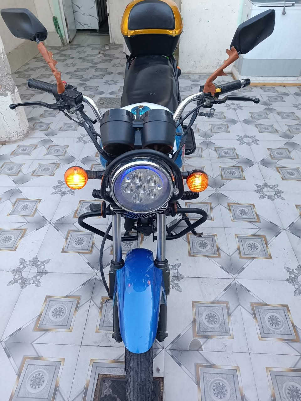 عامه مكينه 200 سويج سجينه عدد 3 بصمات عدد2 تشغيل عن بعد اوراق اصولي كمرك مدفوع دراجه مابيه نقص كلوب اشاره كامله مكمله مكاني بابل حله  السعر مليون و300 وبيها مجال /***********
