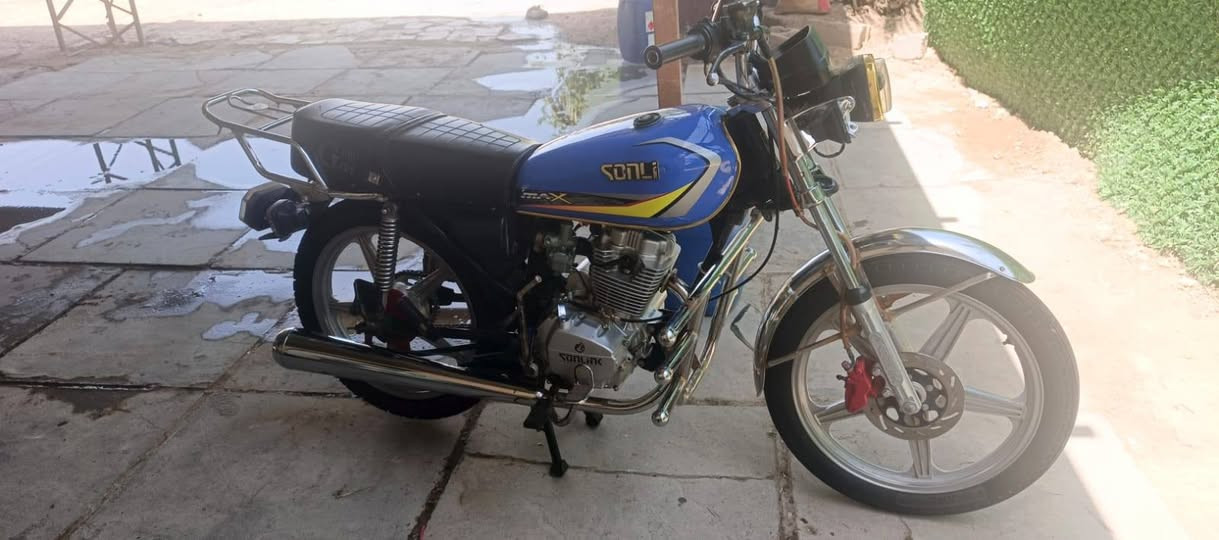 دراجه سونك5كير محرك 150cc ما ماشيه هواي نضيفه كفالهة عامه 
مديل 2024 بغداد بسمايه السعر 500وبيهة مجال
*********** مكاني بغداد جرف النداف
