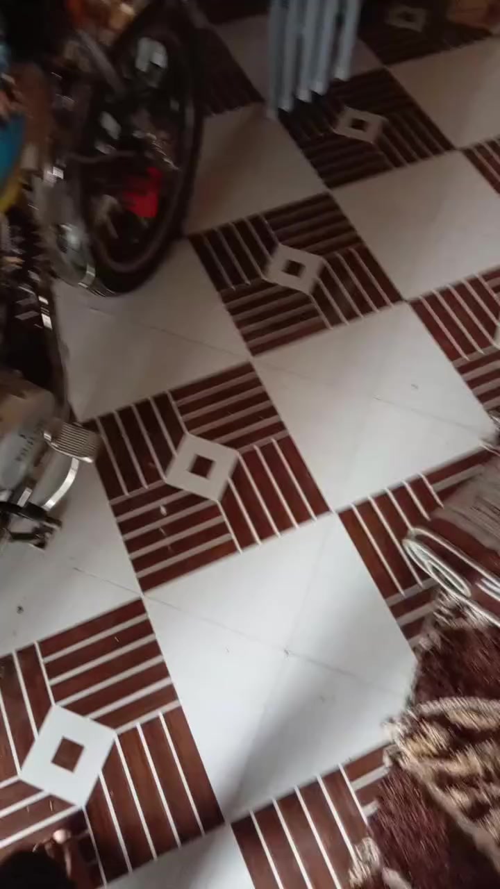 سيفان سولنك 23
محرك 150
سلف
منفيس. سعر 550 وبي مجال شي قليل.   ***********
***********
