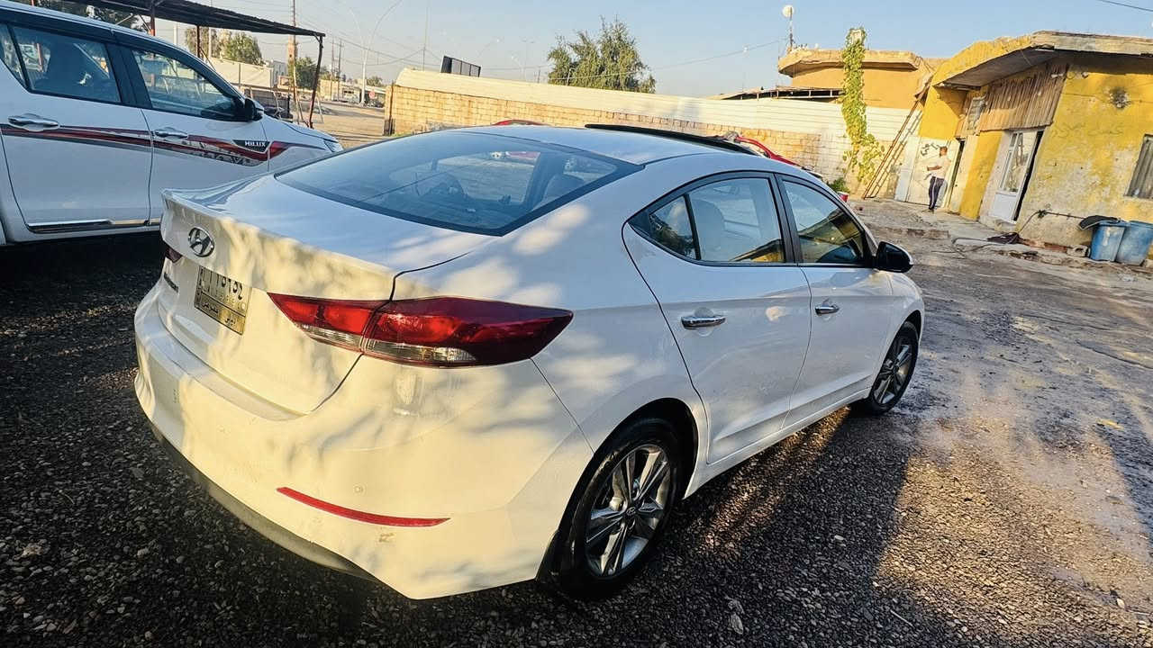 النترا  2017 خليجي  فول 1/1 عده البصمه 
70 الف كشنات جلد اصلي 
فتحه سلايت فول تحكم استيرن
مري شفط وترحيب 
شاشه جبيره 
داخل صاج 
نضام سبورت 
حساس كامرة
 محرك 2000 دوش 
سونار بالمنشورة بيهة شوية بارد
مكان السياره ديالى دلي عباس
للاتصال***********
سعر135
