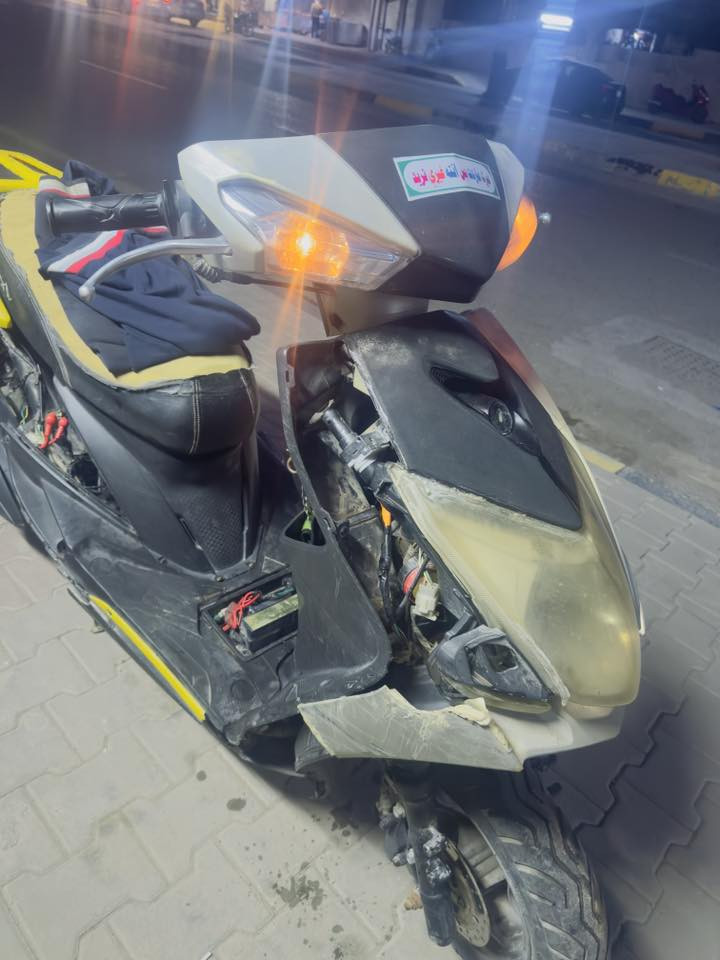 دراجه نوع سكنس محرك كفاله انطيك بي بس شوي الدرع تعبان نكره وحده بكل وقت  ب300 وبيها مجال  *********** 🤎
