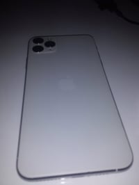 آيفون ١١ برو ماكس • ٢٥٦ • شاشة وبطارية مستبدلة