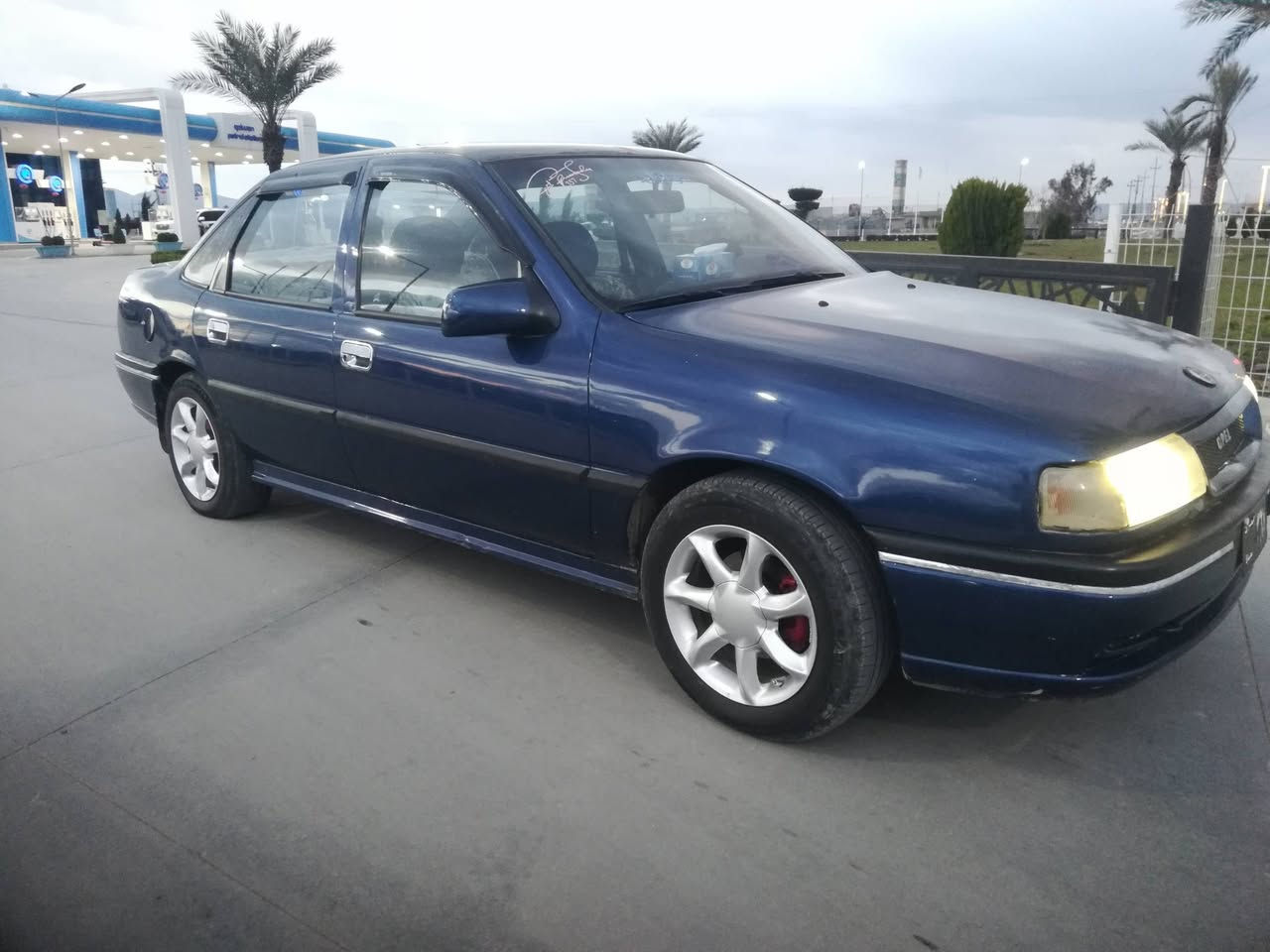 ئۆپڵ ڤیکترا مۆدێل۹۱ئاڕم پلاستیک سلێمانی مەکینە۱٨گێرعادی قفڵ مرکزی  بێ خایس سەرەدەبڵی چاک نەکراوە گێروو مەکینە موسو بڕاوە ئاڕم ئەوەلیات بەشەرت


**إذا كنت صاحب هذا الإعلان وتريد حذفه لأي سبب، رجاءا أرسل رسالة إلى الدعم الفني**