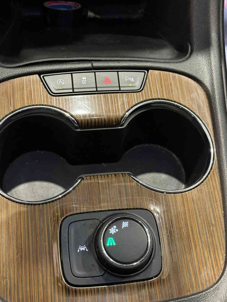 السلام عليكم
للبيع او مراوس حسب القناعه
جمسي اكاديه موديل 2022 
رقم اربيل جديد تحويل مباشر
حجم المحرك 2000 تيربو
 ماشي124 الف كيلو قابل لزياده
 نوع سيارهSLE
موصفات
اشاير بالمري نقطه عمياء بمري
حساسات امامي
مانع نزلاق
أطفاء ذاتي
ردا+ منبه اصطدام
تحديد مسار+كروز سرعه
اربع ابواب بصمه 
4 انظمه قيادة
كير بيانو
تبريد 3 قطع تحكم تبريد خلفي 
تحكم تبريد بشاشه
تحكمات ستيرن
هند بريك بصمه 
ويل كب كروم
حادثها امريكا بس جاملغ عكس سايق
بلعراق حدثها جاملغين اماميه وبنيد وايرباك بس لستيرن ما مرجع بيها طختين بصندوق خفيفه
بدون شاصي 
الك فحص
وكير  بدل بلادي 
سياره نضيفه
السعر ٢٠٠ ورقه وبيها مجال
عنوان السياره اربيل
***********
