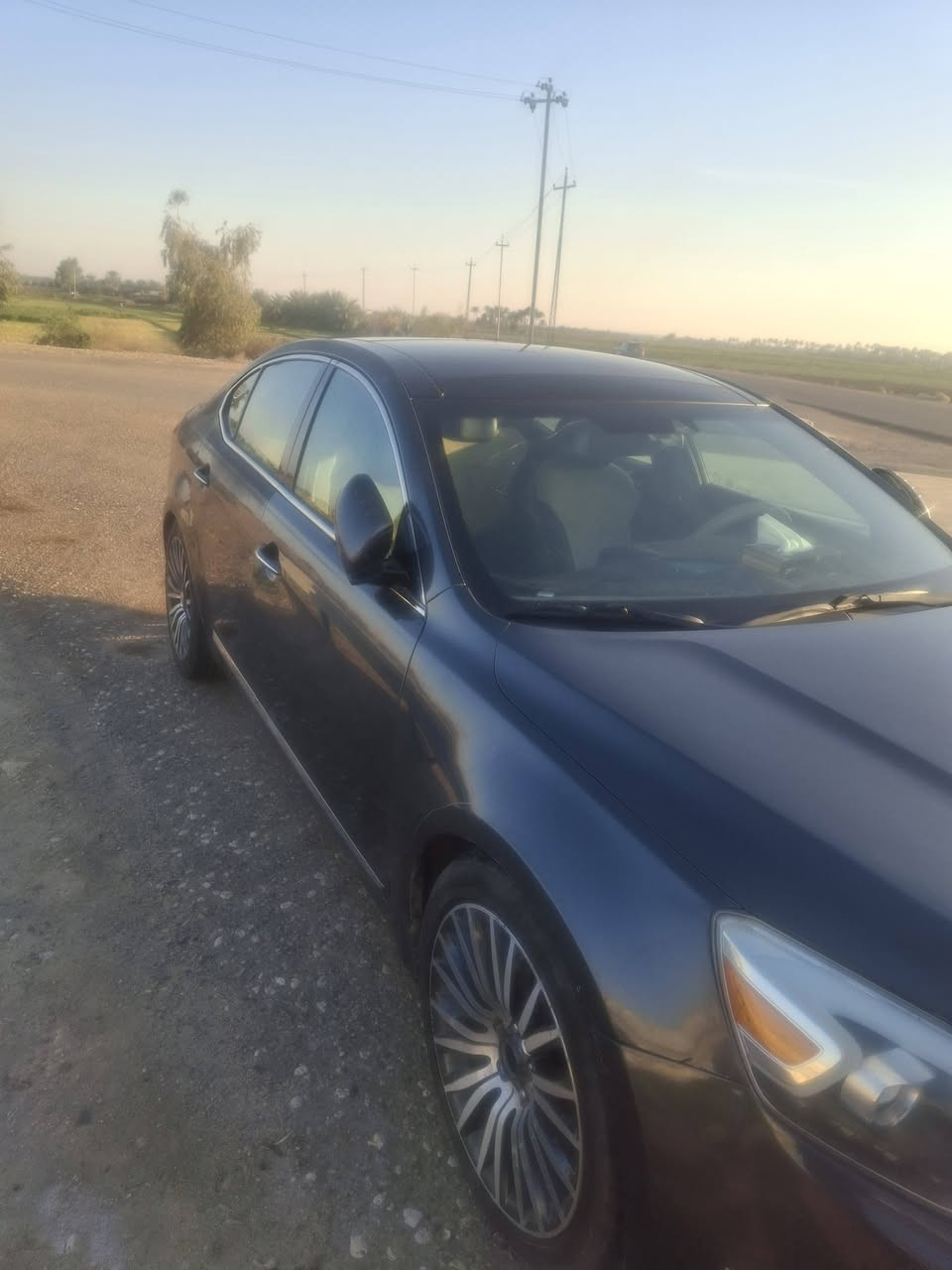 كادينزا 2014 فول مواصفات سياره جاهزه مابيها نقص تخم تاير جديد محرك وكير خير من الله بيها اكثر من قطعه صبغ ابيعلك حزام السياره مستعجل على بيعتها عندي ضرف أريدها ب٩٠ ورقه مكاني بغداد الغزاليه ***********
