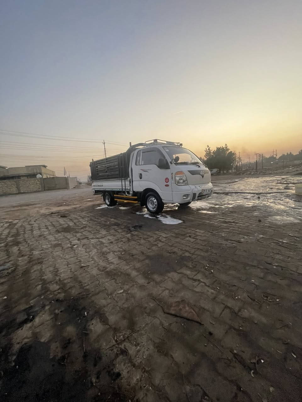 السلام عليكم كيه مسكر بم ونوزل موديل 7بسمي تحويل ثاني يوم رقم نكليزي سياره جاهزه مكينه كير جدد لا ضربه ولا صبغ مكاني بغداد المعامل ***********
