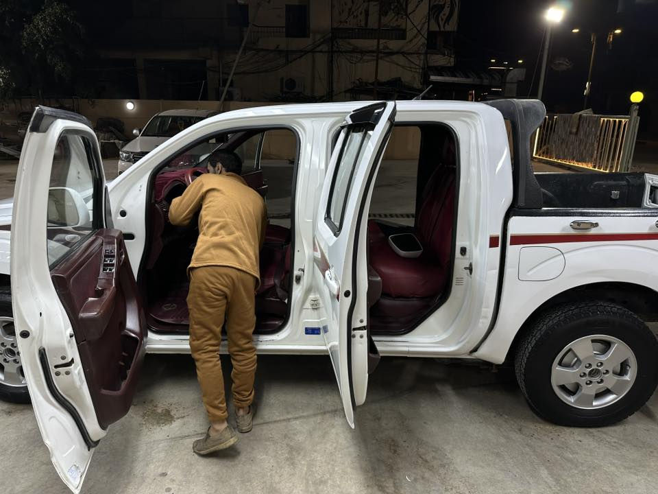 نيفارة موديل 2013 كاملة من كلشي محرك بلادي ممحور المكان ديالى بعقوبة للتواصل على الرقم ***********
