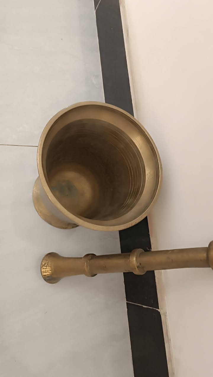 السلام عليكم
هاون للبيع الوزن ٤ كيلو و ٦٠٠ غرام 

ارتفاع ١٦ ونص سم

ارتفاع اليده ٢٥ سم
السعر ٧٥,٠٠٠


**إذا كنت صاحب هذا الإعلان وتريد حذفه لأي سبب، رجاءا أرسل رسالة إلى الدعم الفني**