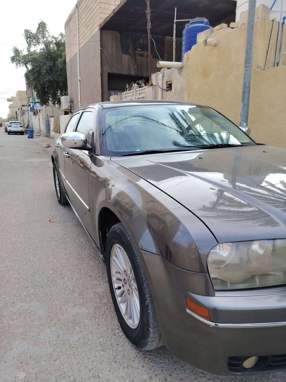 السلام عليكم اوباما 10 اصل مكينه 3500 رقم بصرة باسمي سنويه وارقام جديدة سياره جاهز الاخير بدون نقص عليها ادامه كامله وارد كندي
بيهة بالعراق تبديل جاملغ بدون دواخل
مكان السيارة العمارة مركز المدينه
السعر 117 وبيهة مجال
 الاتصال ***********
