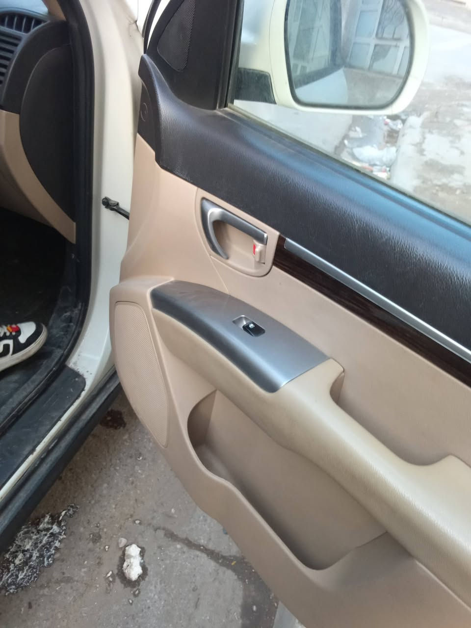 سلام عليكم للبيع سنتافية موديل 12 رقم بغداد باسمي سنوية لغاية 30 العنوان بغداد  كاظمية سعر 155 وبيه مجال أي استفسار هذا رقمي ***********
