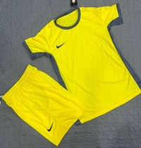 درزن ١٢ قطعة • بدون رقم • توصيل لكل العراق