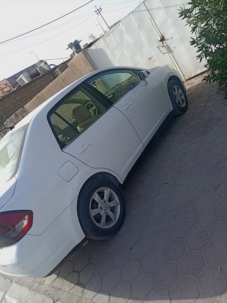 نيسان تيدا مديل 9 خليجي ياباني اصل رقم بصره كفاله عامه عده الباب ربع صبغ سياره جديده ع وضع شركه بشرط برغي ممفتوح بيه وجاهزه من كلشي الاستفسار *********** مكاني بصرة الزبير, البصرة
