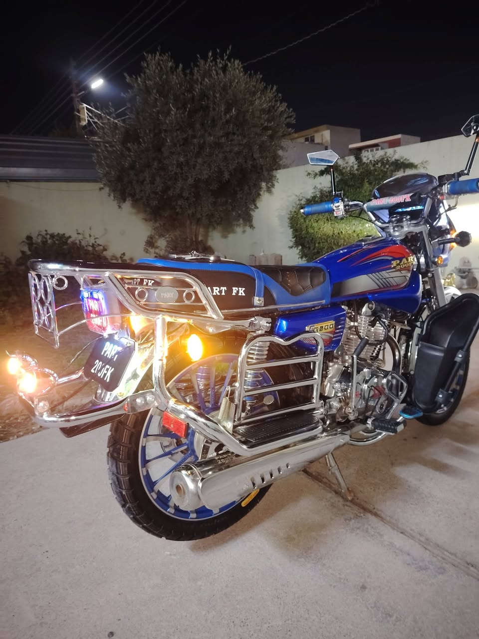 بارت صفر شبه الوكالة كامل ماشي ١٥٠٠كم ٣مفاتيح وكالة بطاقتين تشغيل جهازين تشغيل للبيع السعر ٦ورقات ونص***********
