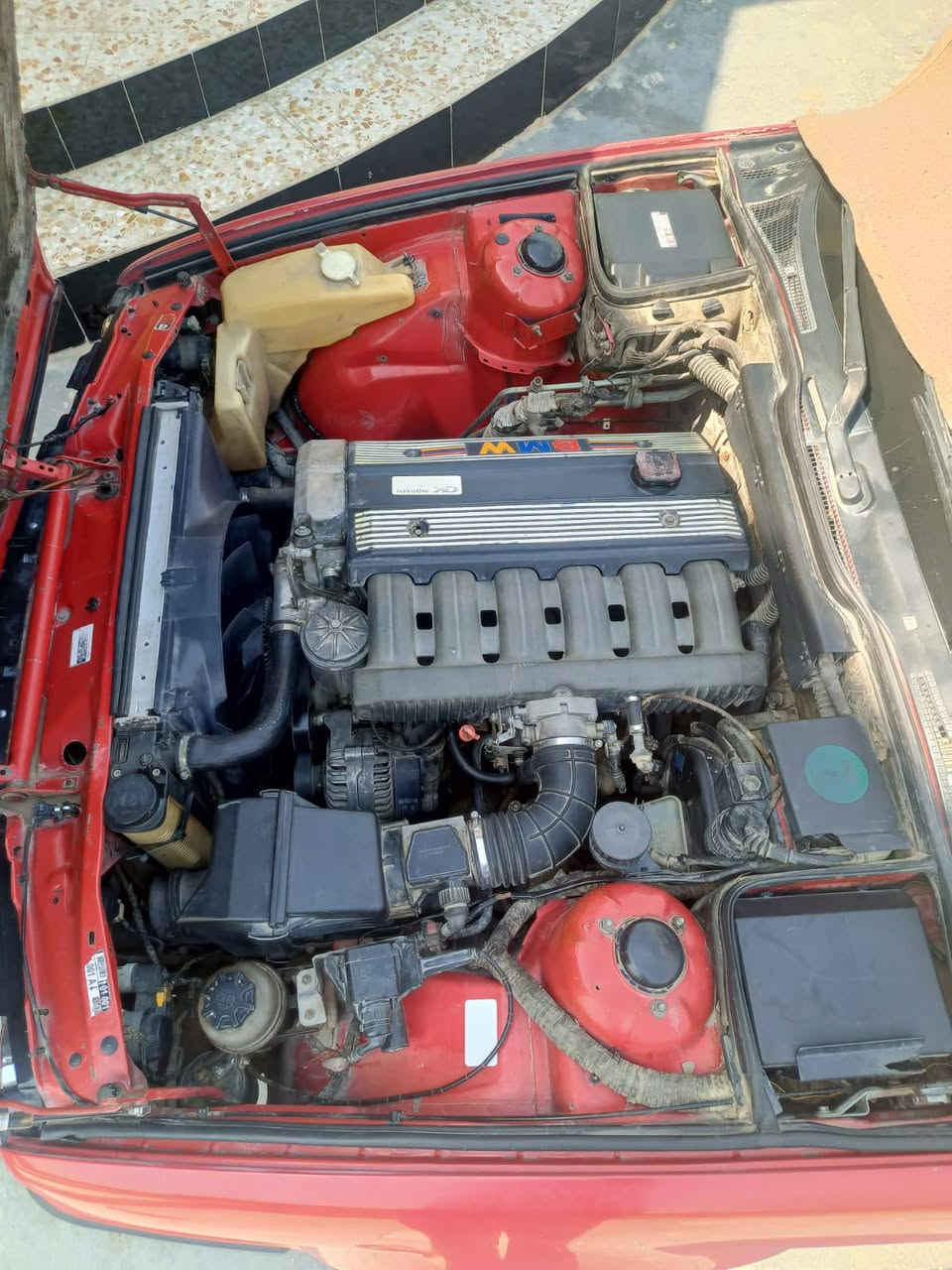 ٥٢٥ مسكر مكفولة من حادث بلادية كلها جاهزة ميكانيك وصدر وغرفة
*********** 
مكانها ديالى خان بني سعد 
مكلف بنشر 
سعرها وباقي التفاصيل يم راعيها
