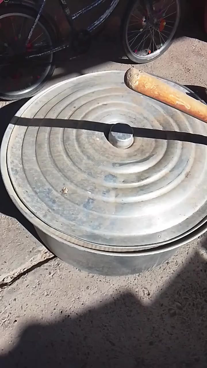 للبيع أربعة قدور مع 3جبجير


**إذا كنت صاحب هذا الإعلان وتريد حذفه لأي سبب، رجاءا أرسل رسالة إلى الدعم الفني**