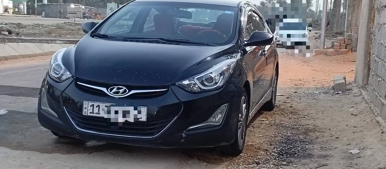 السلام عليكم ورحمة سياره للبيع موديل 2016 وارد امريكي حادثه ربع جاملغ وبنيد بدون شواصي  الرقم *********** السعر أتصل
