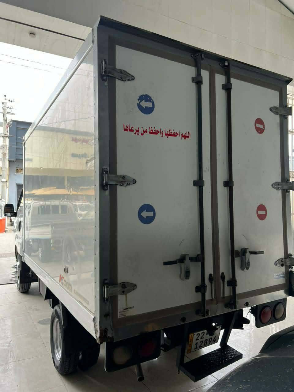 كيا براد فحل موديل 2014 كير مكينه شاصى بشرط براد جديد 20تحت سفر رقم وسنويه جديد 2032 رقم موبايل *********** سعر175 بيه مجال
