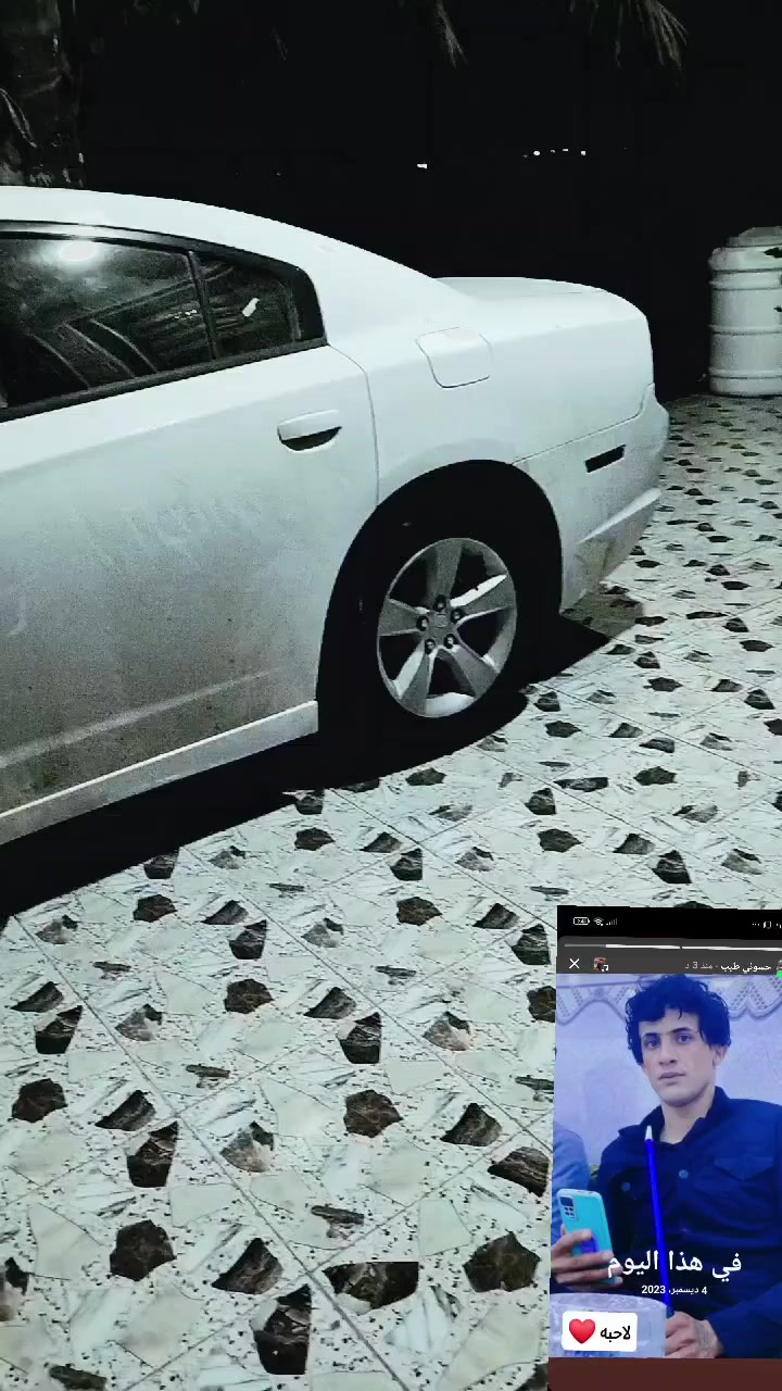 سلام عليكم من رخصت مدير الكروب جارجار  14امريكي سياره هزا وسنويه جديدا لل31بسمي   مداور ثاني يوم. مكفوله من كلشي وما مشتغلا  علا خط فقط بيها تصليح بجاملغ لخلفي شبر وقطعتين مرخات  بس تجي تضرب سونار  وترايك البصره  ما عايزه برغي  السعر 160وبيها مجال بصيط.  ملاحظه رجان لمو شراي ليخابر.    الرقم ***********
