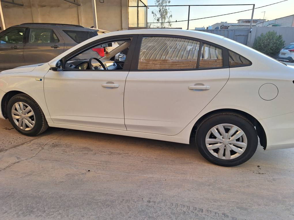 سياره MG.F5موديل2020  سپی ستاندرسنوی نوئیە.یەڮ بست لەچاملغی پێشەوە صبخی هە یە بە بێ ناوەوە گیرومکینە بەشرت وئایپات .م.*********** أربيل, العراق
