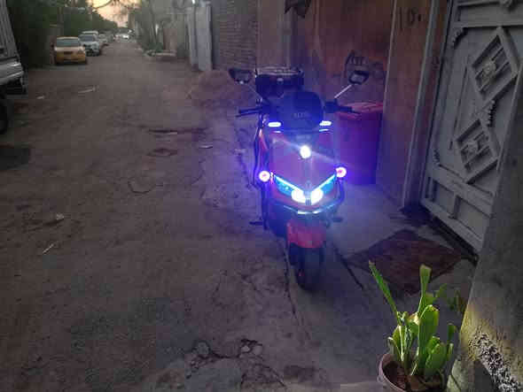 السلام عليكم دراجه شحن نو؏ HlS مديل 2025 شهر 7 دراجه نظيفه ما متعوبه السعر مليون ونص وبيهه مجال بسيط حك الجيه اخوان الرقم ***********
