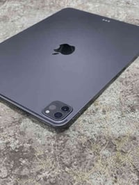 ايباد 11 M1 موديل 2021 ذاكره 128 بطاريه فوك 90 ايباد لا مفتوح ولا مبدل...