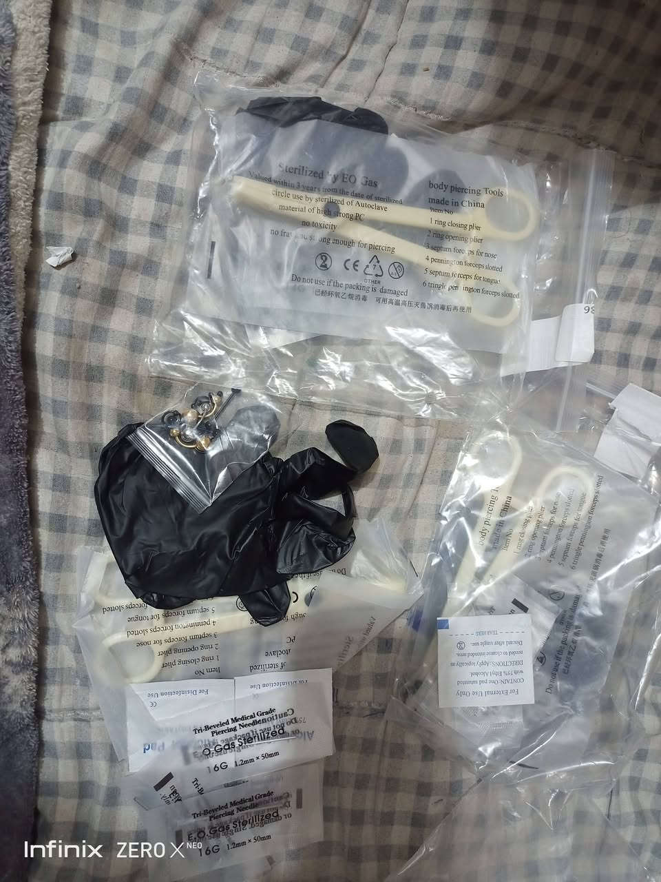 ادوات ثقب الجسم ثلاث قطع كلهم ب10


**إذا كنت صاحب هذا الإعلان وتريد حذفه لأي سبب، رجاءا أرسل رسالة إلى الدعم الفني**