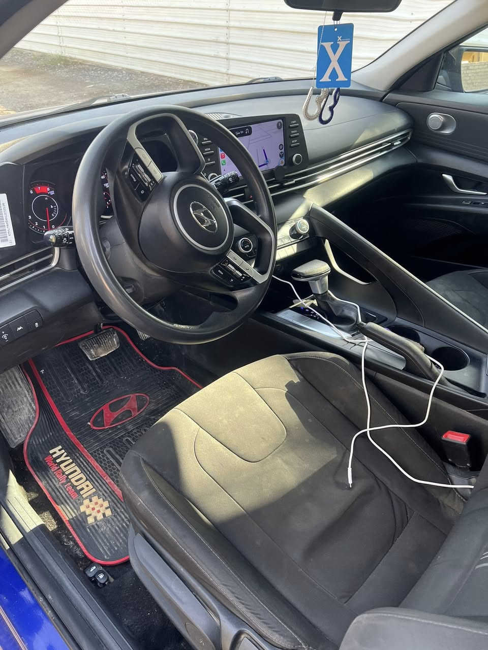 السلام عليكم
النترا  ٢٢  فول عدا الفتحة

مواصفات

تشغيل عن بعد 

نظام ترحيب عند الاقتراب 

بصمه ابواب

صندوق ذكي 

تحكم ستيرن 

توقف ذاتي

تحديد مسار 

3 انظمة قيادة نورمال

تبريد كهربائيات كله ممتاز 

 

رقم بغداد

ماشيه  75الف كيلو

السعر /153 وبيه مجال قليل

مكاني بغداد عويريج قرب مخابز باب الاغا 

***********
