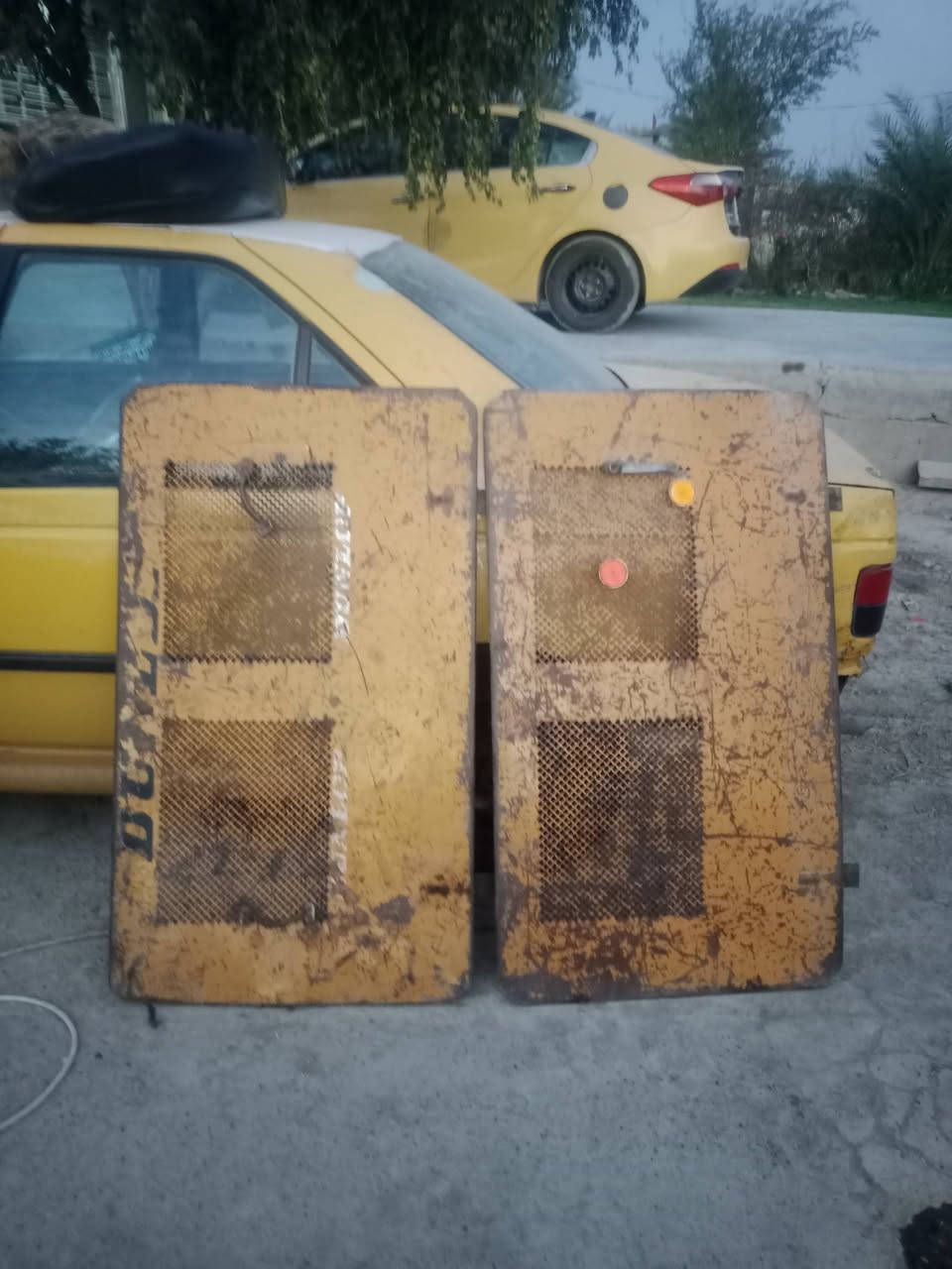 سلام عليكم للبيع صفاحيات مال عادي ***********
