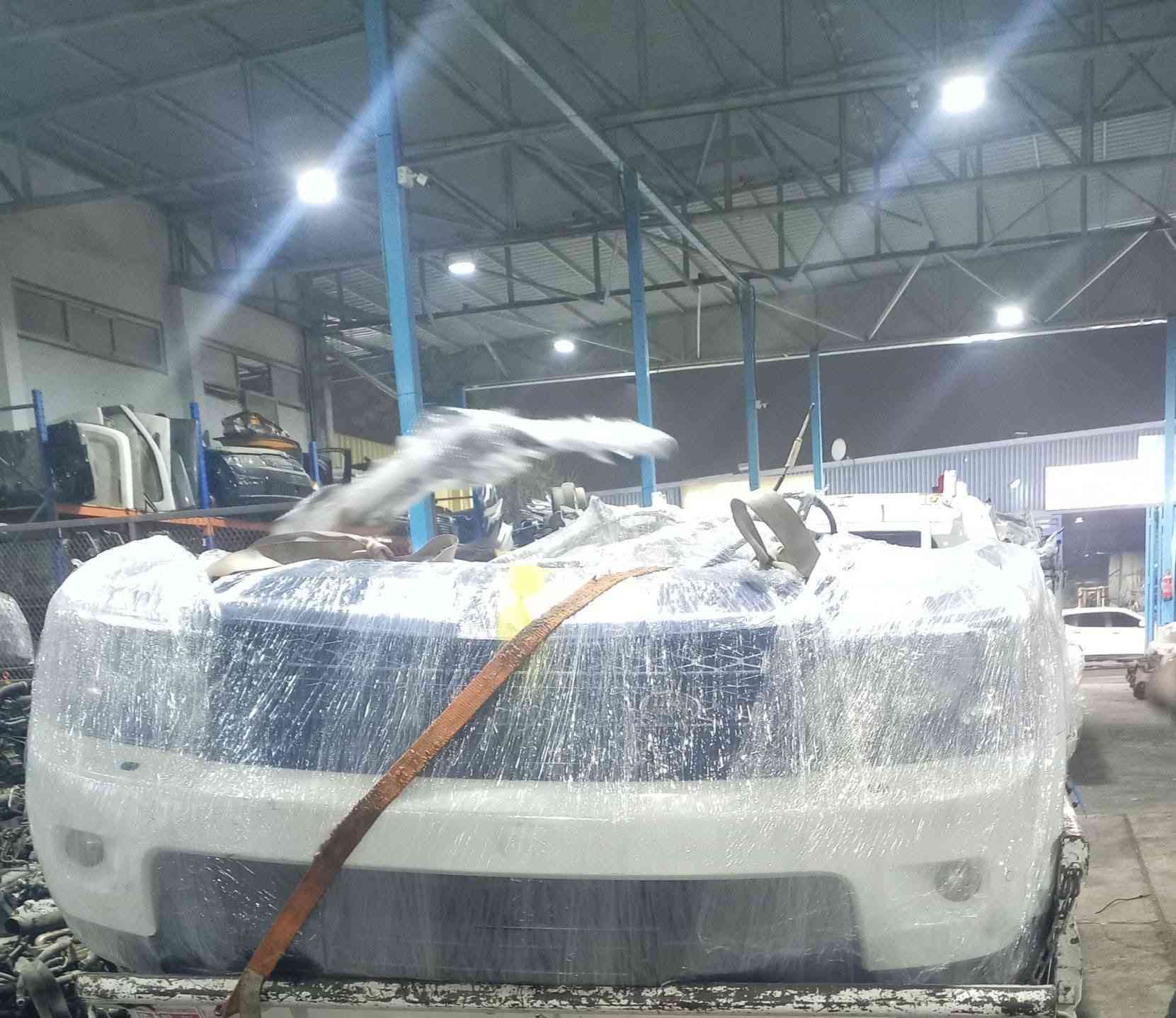 السلام عليكم اخواني كل عام و انتم بخير
غدا ان شاء الله متواجدين بالكراج وصل حاوية قطع جديدة رانج روفر فوك سبورت نتشرف فيكم وبزيارتكم والأسعار ان شاء الله مانقصر وياكم
العنوان السليمانية الصناعة خلف كراج بغداد القديم لأي استفسار يرجى الاتصال على الأرقام التالية ***********
***********
