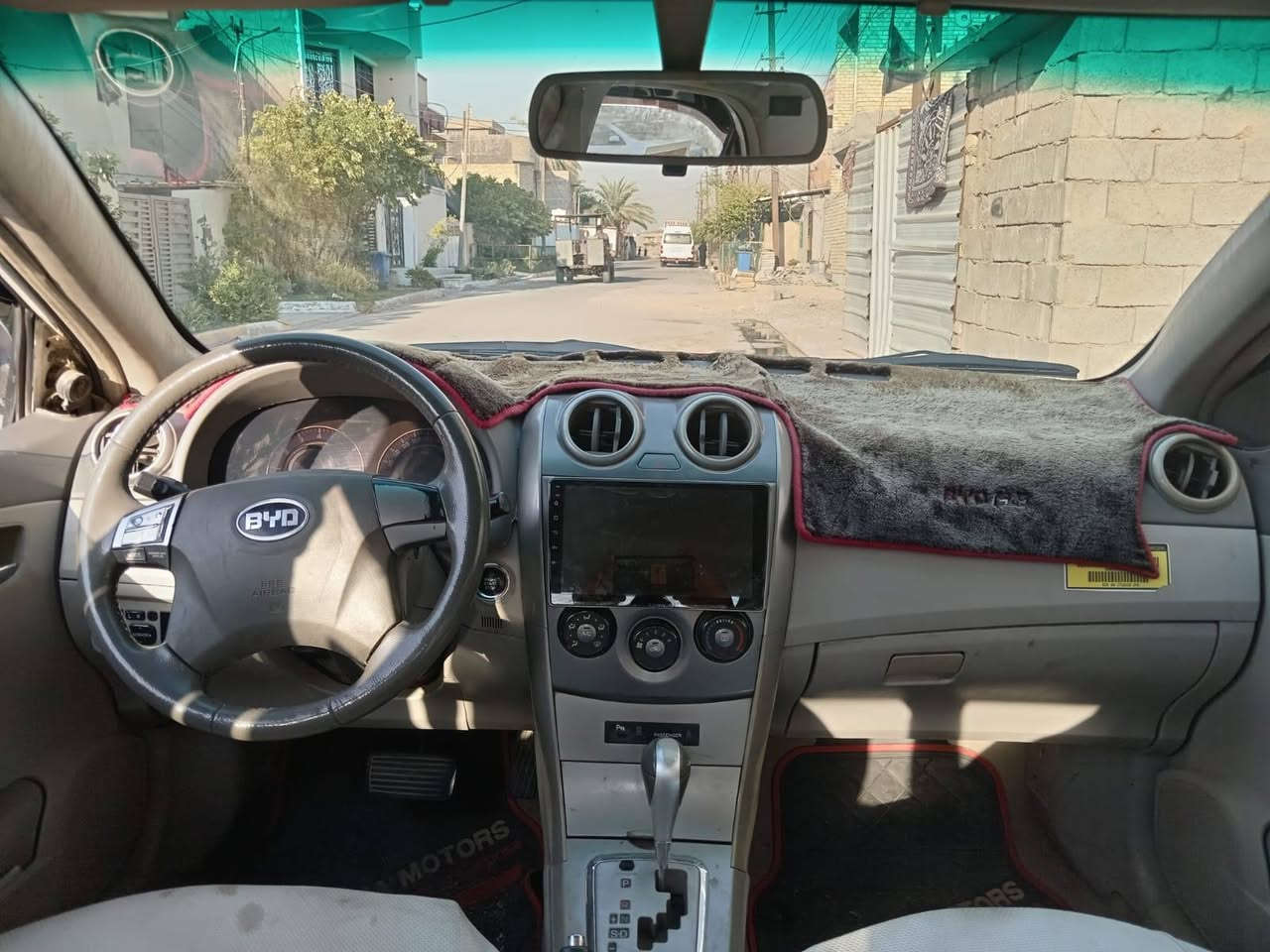 للبيع سيارة BYD 
موديل:2013
رقم: بغداد

السعر:43 ورقة
المكان بغداد

الرقم : ***********للأستفسار
