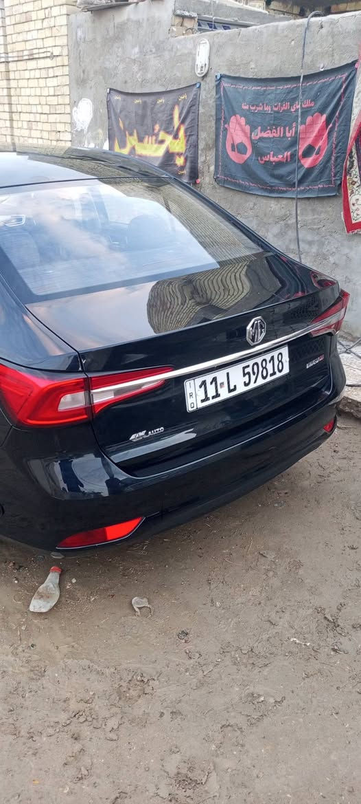 السلام عليكم ام جي 5 سعر مناسب ماشيه54  مواصفات معروفه بدون تحكم استيرن  الساره مكفوله من الضربه ولصبغ  السياره جديده  الداخل اسود ملكي السياره بيهه منضومة غاز  بانزين  شاشه كامره لد نهاري ليلي  مكان يغدادسعر 96 رقم ***********
