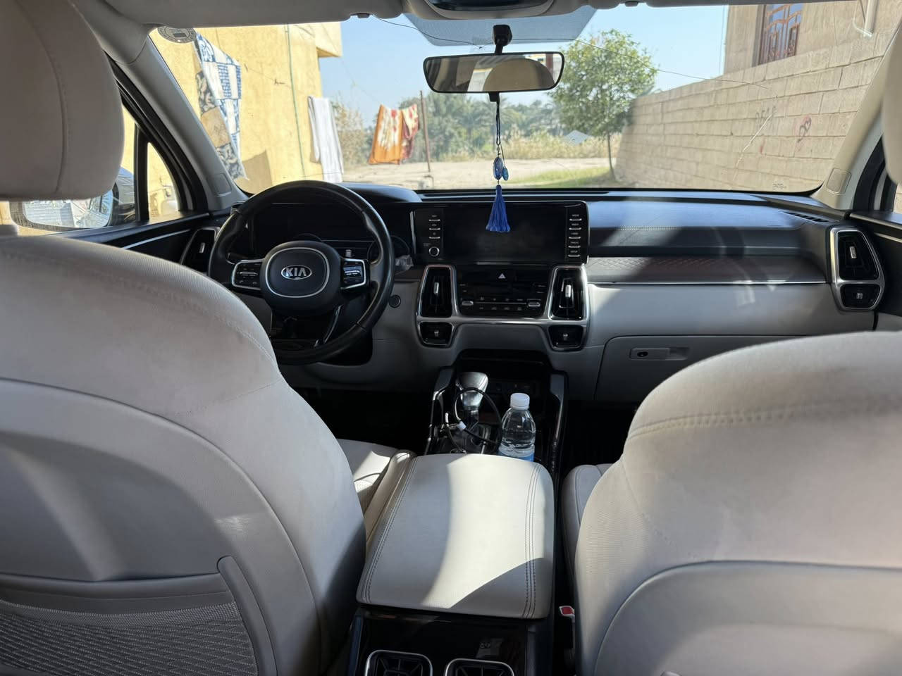 سورنتو 2021 خليجي
فول  مواصفات  البانوراما 1/1
مكفولة  كفالة عامة 
تخم تاير جديدنكسن الكوري
بصمه تشغيل 
بصمه ابواب وصندوق 
تشغيل عن بعد. 
جميع الكشنات كهرباء 
اريل نفيگيشن 
لايت خمس عدسات 
لد امامي وخلفي 
حساسات كامرة شاشه 
صندوق كهرباء 
 6 سلندر 3500
وباقي المواصفات المعروفه
رقم شمالي اربيل هزه جديده بإسمي تحويل نفس اليوم
سيارة جديده بوضع الزيرووو سعرها 260 بي مجال قليل بلعافيه ع الياخذها
للأستفسار اتصل بي وتساب (***********)  (***********) مكان السياره بغداد
