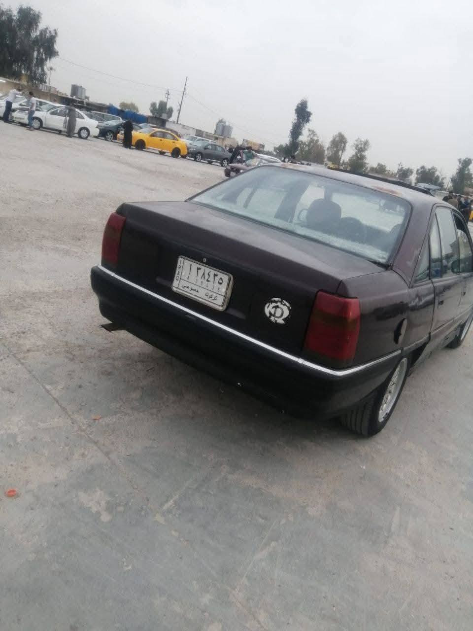 السلام عليكم للبيع اوبل اوميكا موديل 91 محرك 20 بلادي كيرو محرك نظيفات سنويه ساقطه 2019. شرطه تحويل تايرات اربعه جديده داخلها حلو مرتب الصبغ ما مصبوغ بلادي دفتر بنزين بيها للبيع السعر. مناسب           بالخاص راسلني واتساب او خط رقم الهاتف***********
