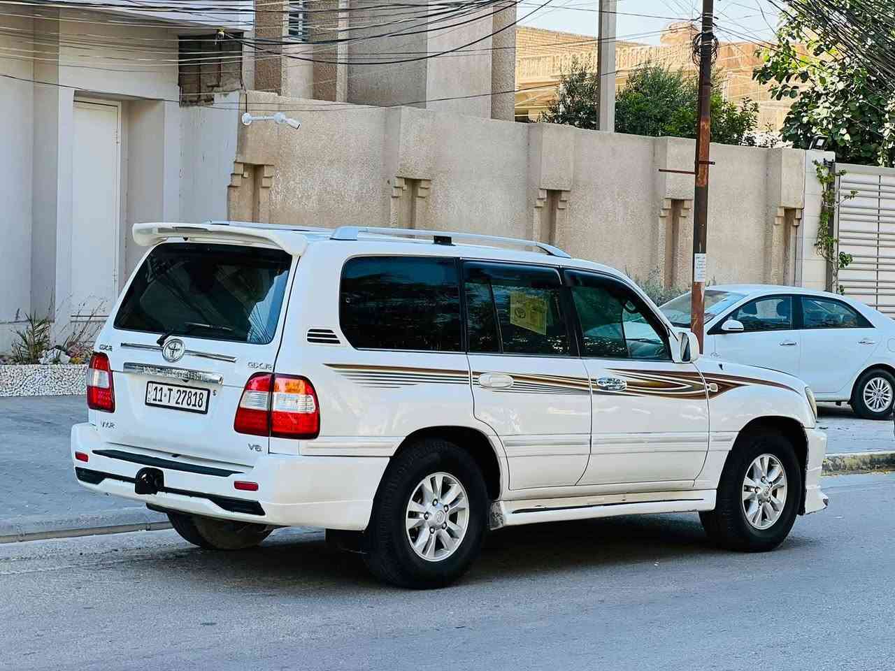 لاندكروز خليجي مديل 2002 سعر 118 قابل للتفاوض الأستفسار  ‏‪  ***********‬‏تصل مكفوله كفاله عامه من الضربه وتبديل بيه 4صبق  الجماليه  فول مواصفات GXR واحد على واحد فتحه سقف تحكم ستيرن شاشه كبيره كامره خلفيه دواره كشنات كهربائي داخل بيجي مري كهربائي شفط اريل كهربائي حساسات امامي وخلفي ثلاجه دبل تانكي 7 راكب 3 قطع تبريد مكينه 6️⃣ سلندر مكينه وكير مكفولات منضومه غاز80التر حداديه جديده تخم جديد  رقم بغداد نكليزي بسمي مشروع وطني سنويه ل 29 مكان سياره كربلاء
