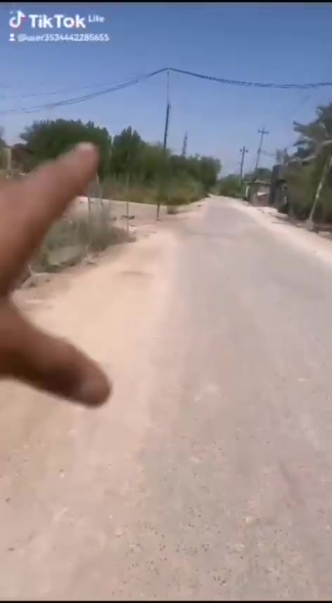 * بسم الله الرحمن الرحيم
* نص دونم للبيع 
خلف جامعة كربلاء 

* سعر 25 مليون 

* متوفر كافة الخدمات ماء كهرباء
 
* خط مولد مدارس مستوصف طبي

*  يبعد عن حولي أبو مهدي المهندس تقريبا  2 كيلو 

*للاستفسار *********** 📲 ***********
