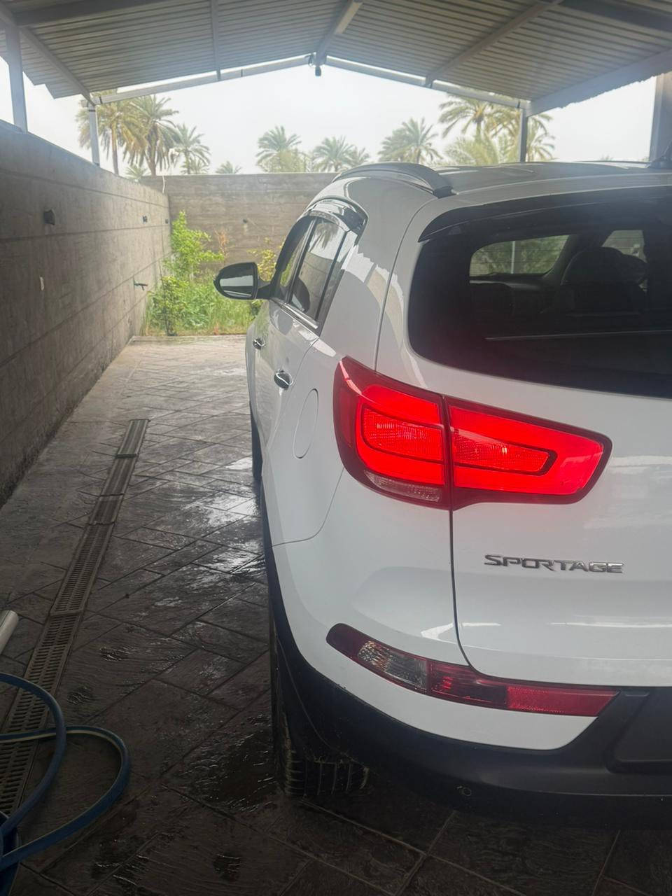 تحيه طيبه 
للبيع فقط سبورتج 2015 خليجي رقم جديد هزه جديده سنويه باسمي  بدون تبديل كير محرك كفاله تبريد تخم تاير  تبريد بطاريه صدر امامي خلفي  كله جديد  دوشمه درجه اولى  بيه فقط بارد قليل وصبغ اسفل البابتين العكس السائق  ماشيه 145 مكاني بغداد المنصور خلف مول المنصور  &السعر 145 وبيه مجال 
***********
