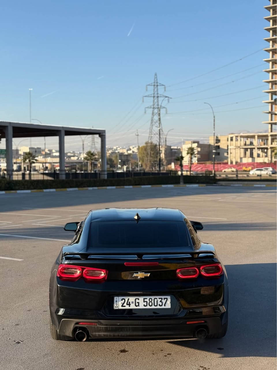 كامارو موديل ٢٠٢٢ 
محرك ٤ توربو 
كير محرك شرط
سياره بها ٣ قطع و شبر بالجاملغ
بدون شواصي 
كشن جلد
سياره داخل لونين اسود و احمر 
ماشيه ٤٤ ميل
لايتات امامي و خلفي ليد
رادار  جوانب 
رقم سنوي هزه كله جديد
دينار مصرف مابيه 
للبيع او مراوس فقط سيارات رقم شماليه
سعر السياره ١٣٥ ورقه و بي مجال 
للمزيد عن الاستفسار
*********** واتساب دهوك, العراق
